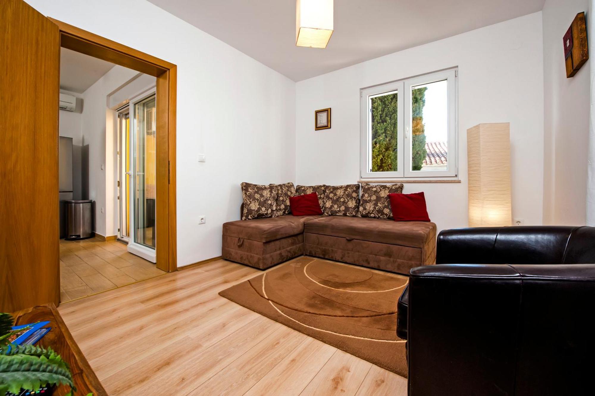 Pimlico Apartment